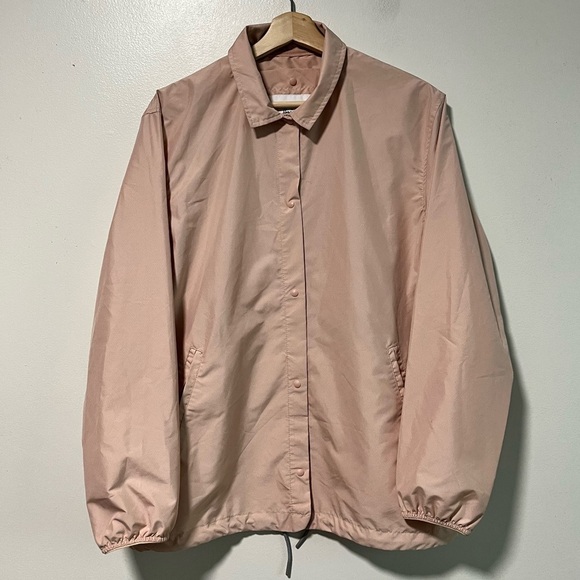 Herschel Supply Company Jackets & Blazers - Herschel Supply Co. Coach Jacket Pink Women’s Size M Lightweight Snap Button